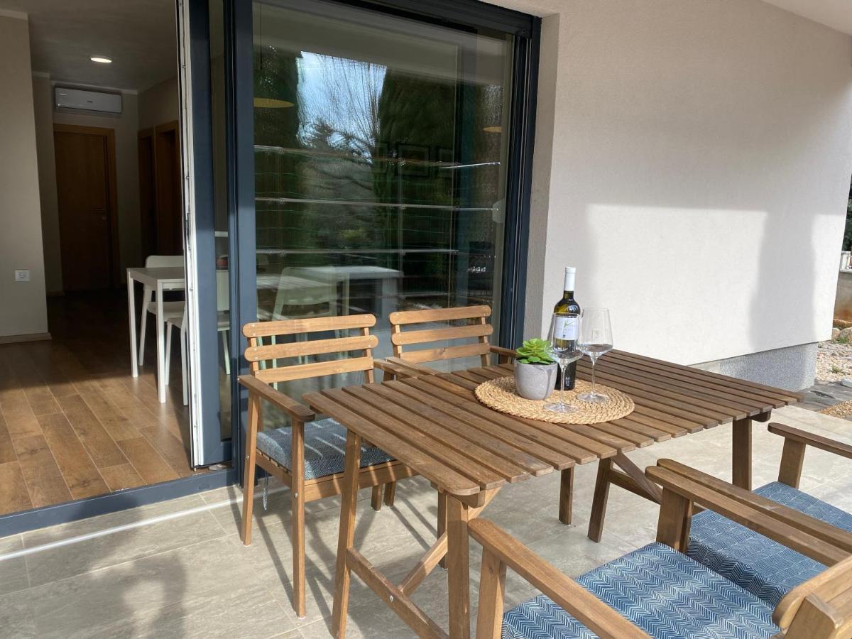 Pinezići M Plus Residence מראה חיצוני תמונה
