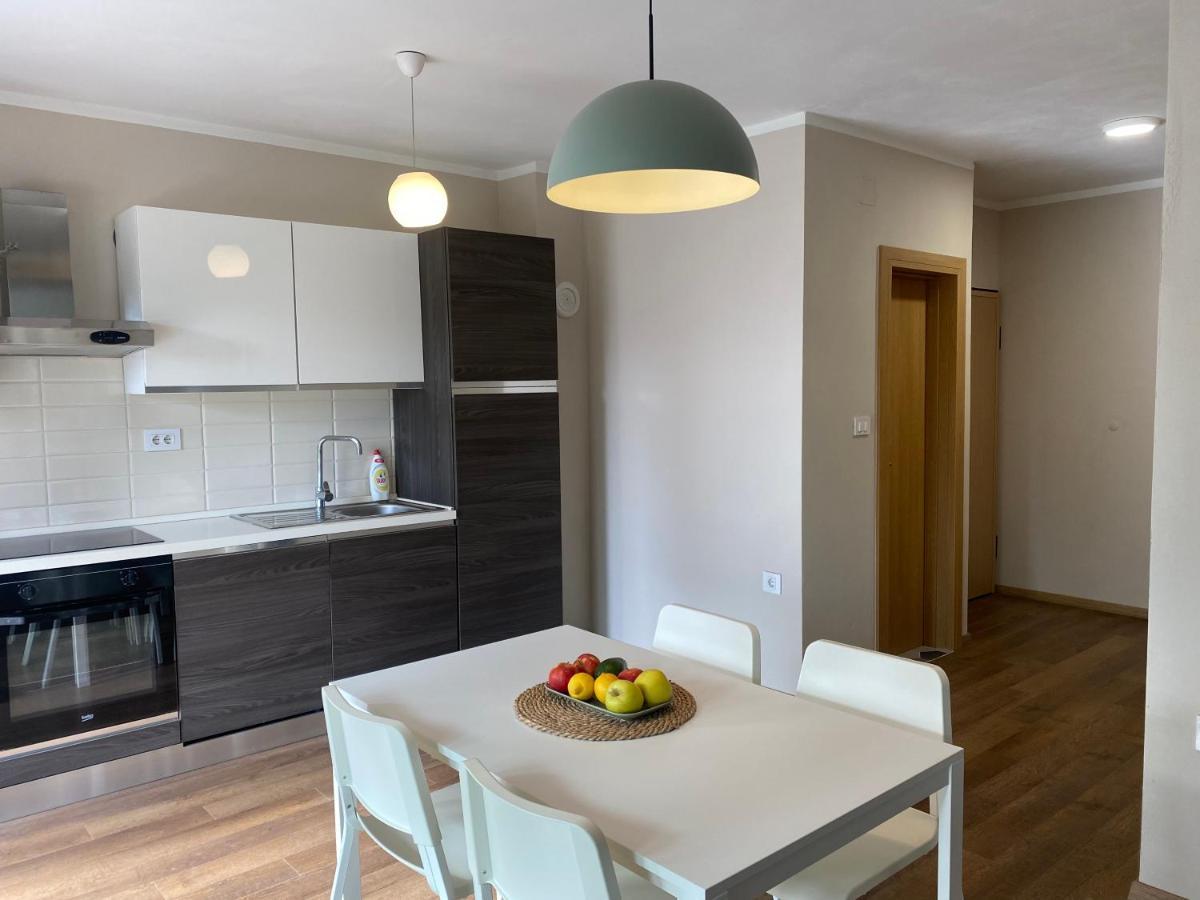Pinezići M Plus Residence מראה חיצוני תמונה