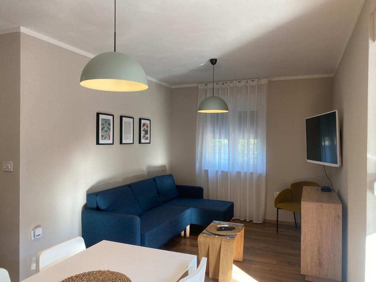 Pinezići M Plus Residence מראה חיצוני תמונה