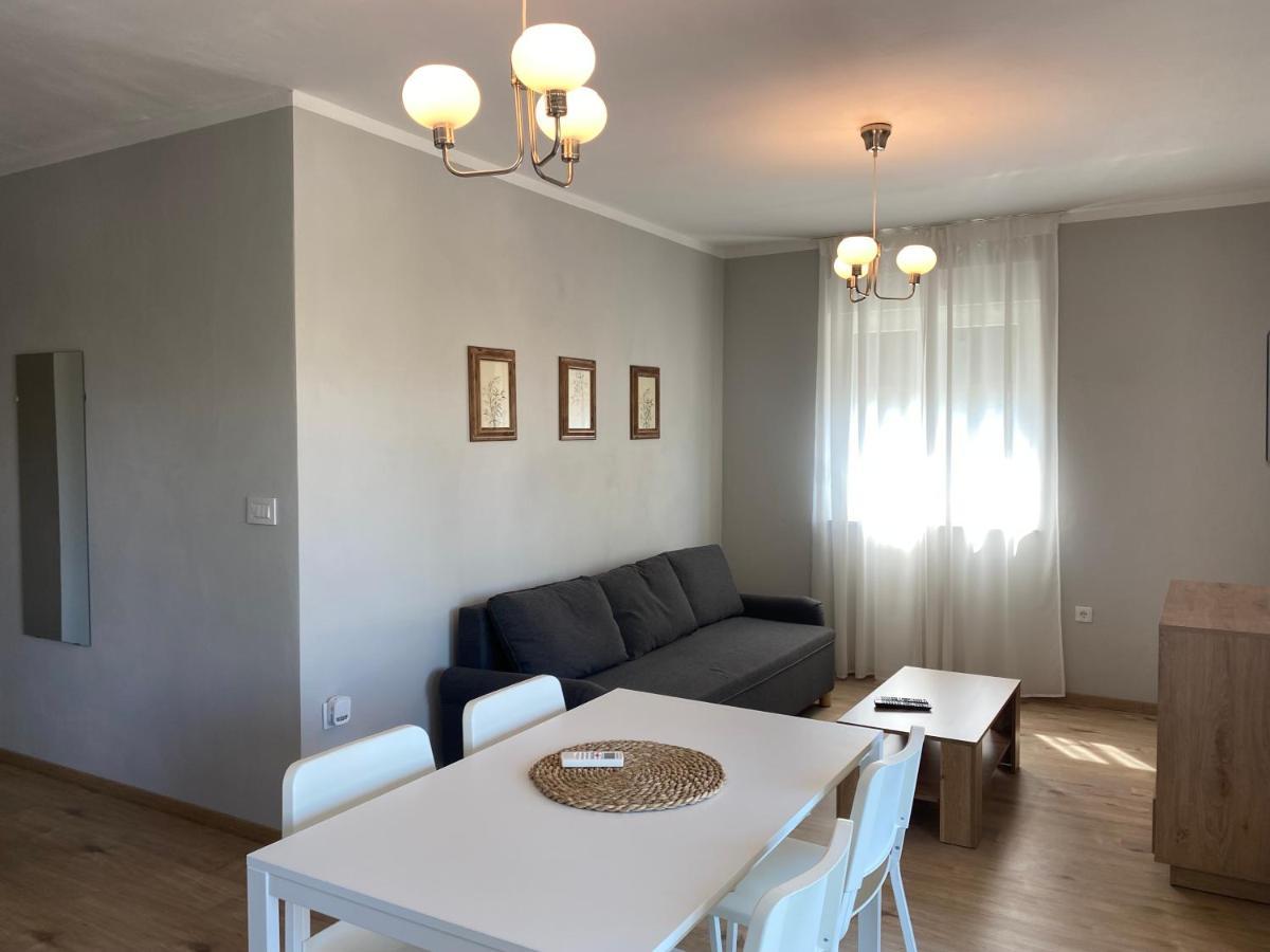 Pinezići M Plus Residence מראה חיצוני תמונה