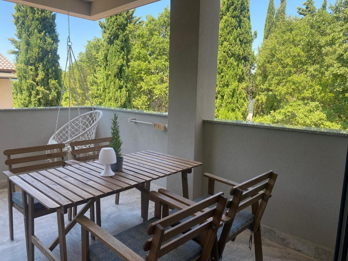 Pinezići M Plus Residence מראה חיצוני תמונה