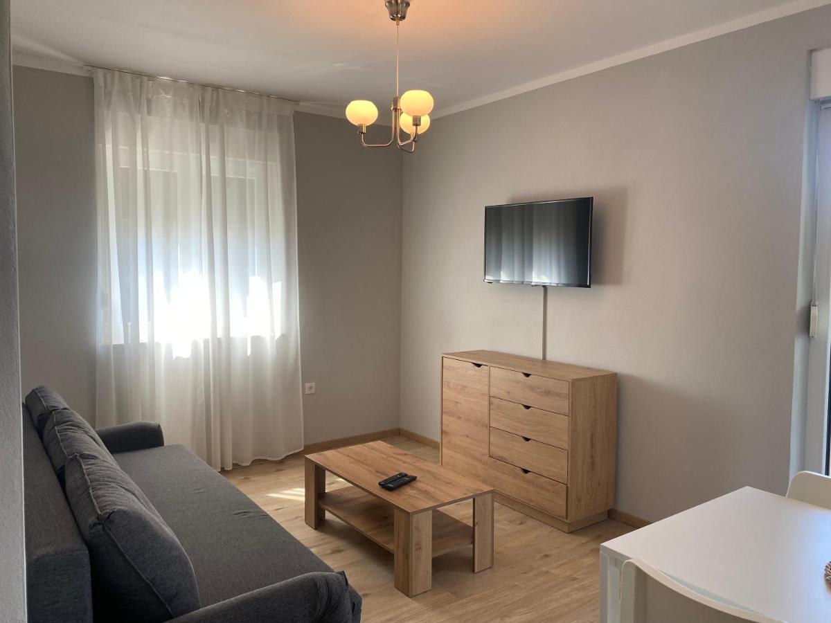 Pinezići M Plus Residence מראה חיצוני תמונה
