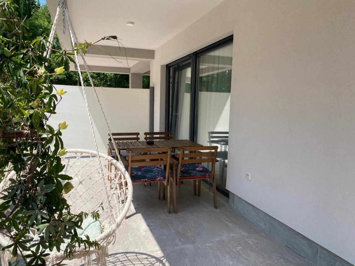 Pinezići M Plus Residence מראה חיצוני תמונה